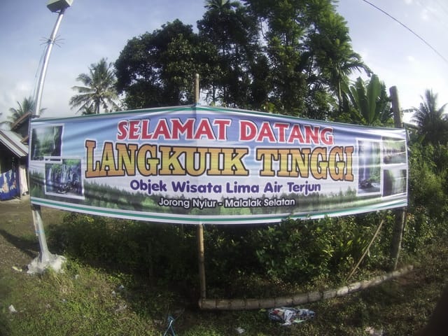 Tersembunyi, Tempat Wisata di Malalak Air Terjun Langkuik Tinggi