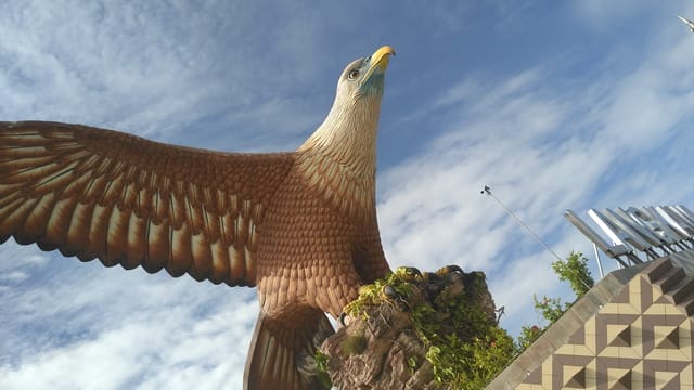 dataran lang - panduan liburan ke langkawi