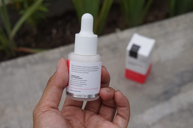 scarlett glowtening serum