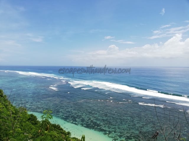 Mengunjungi Hidden Gems Bali di Pantai Gunung Payung