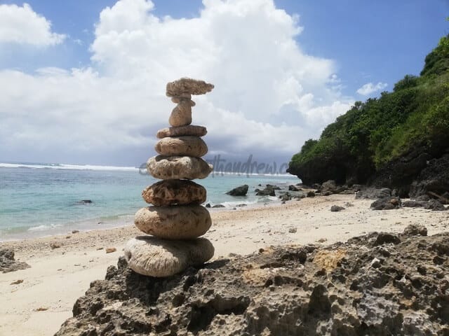 Mengunjungi Hidden Gems Bali di Pantai Gunung Payung