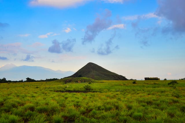 Bukit favorit di pulau Kenawa Sumbawa