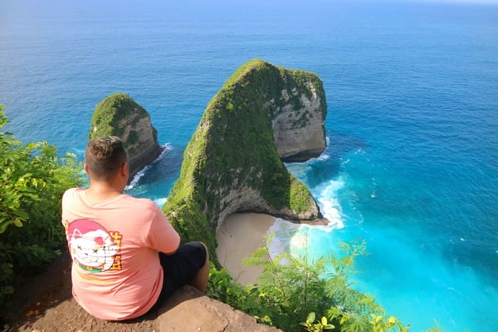 Spot foto kelingking beach nusa penida